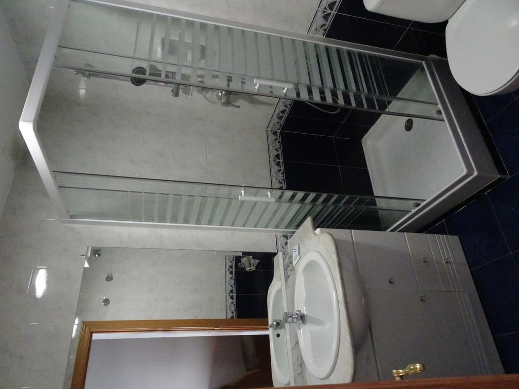 Hostal Gonzalez 구아다라마 외부 사진