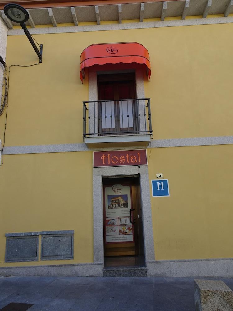 Hostal Gonzalez 구아다라마 외부 사진